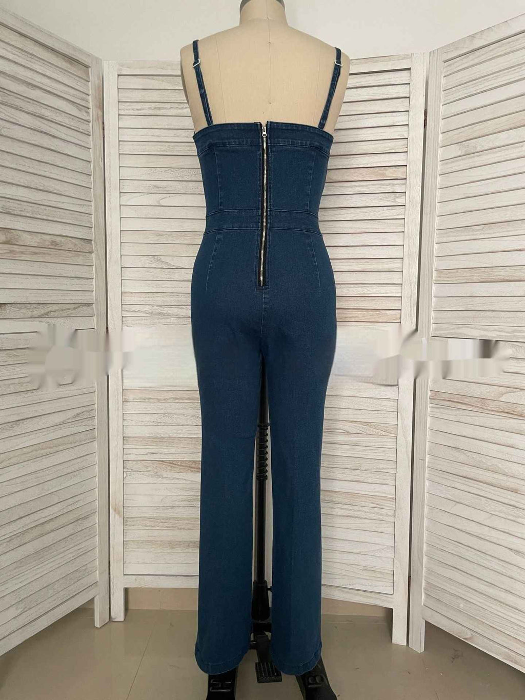 Women Sleeveless Denim Jumpsuit V Neck Wide Leg Flared Jumpsuit High Waist Back Zipper Slim Fit Denim Jumpsuit Jeans Overalls