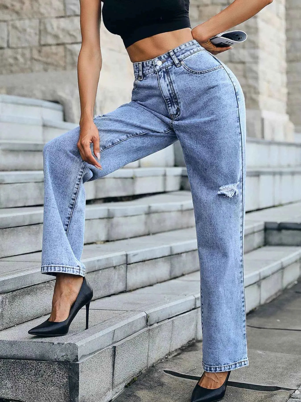 Distressed High Waist Jeans