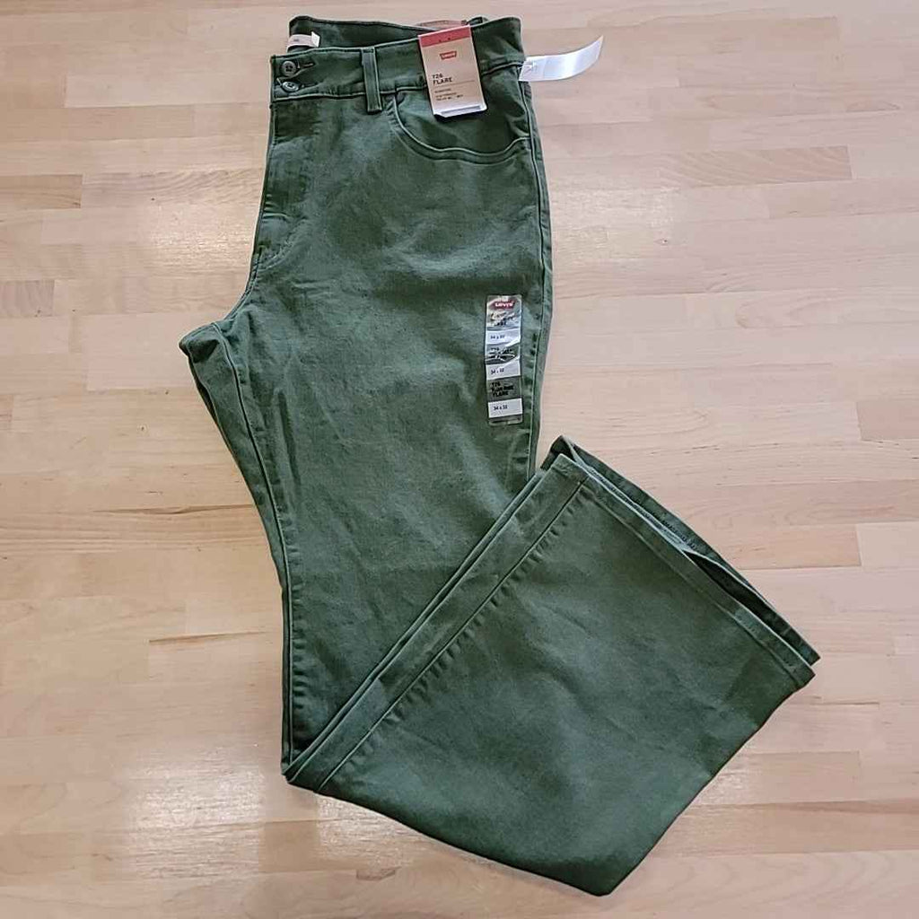 Levi's Women's 726 Western Flare Slim Fit Jeans
