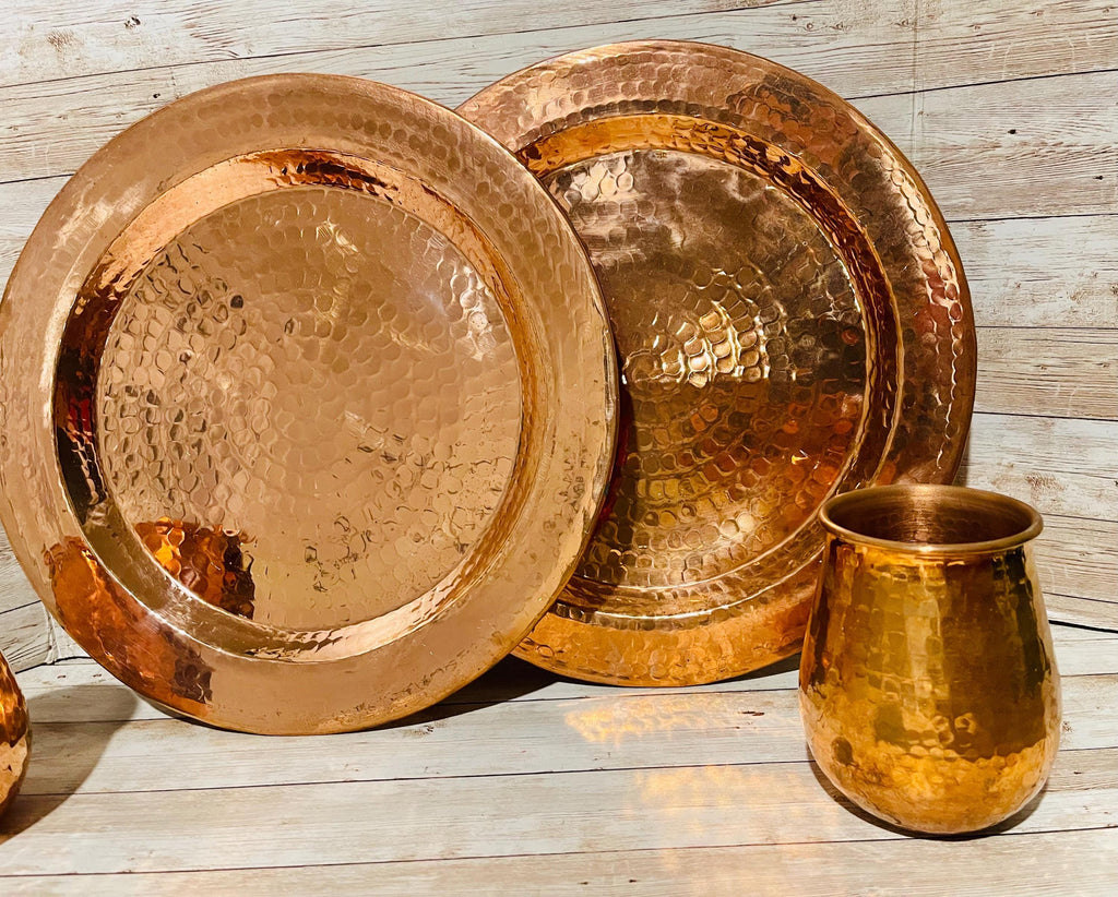 2 Mexican Copper Charger Plates with 2 Copper Cups 2 Platos de Cobre Mexicano con 2 Vasos de Cobre by Chica Mexico