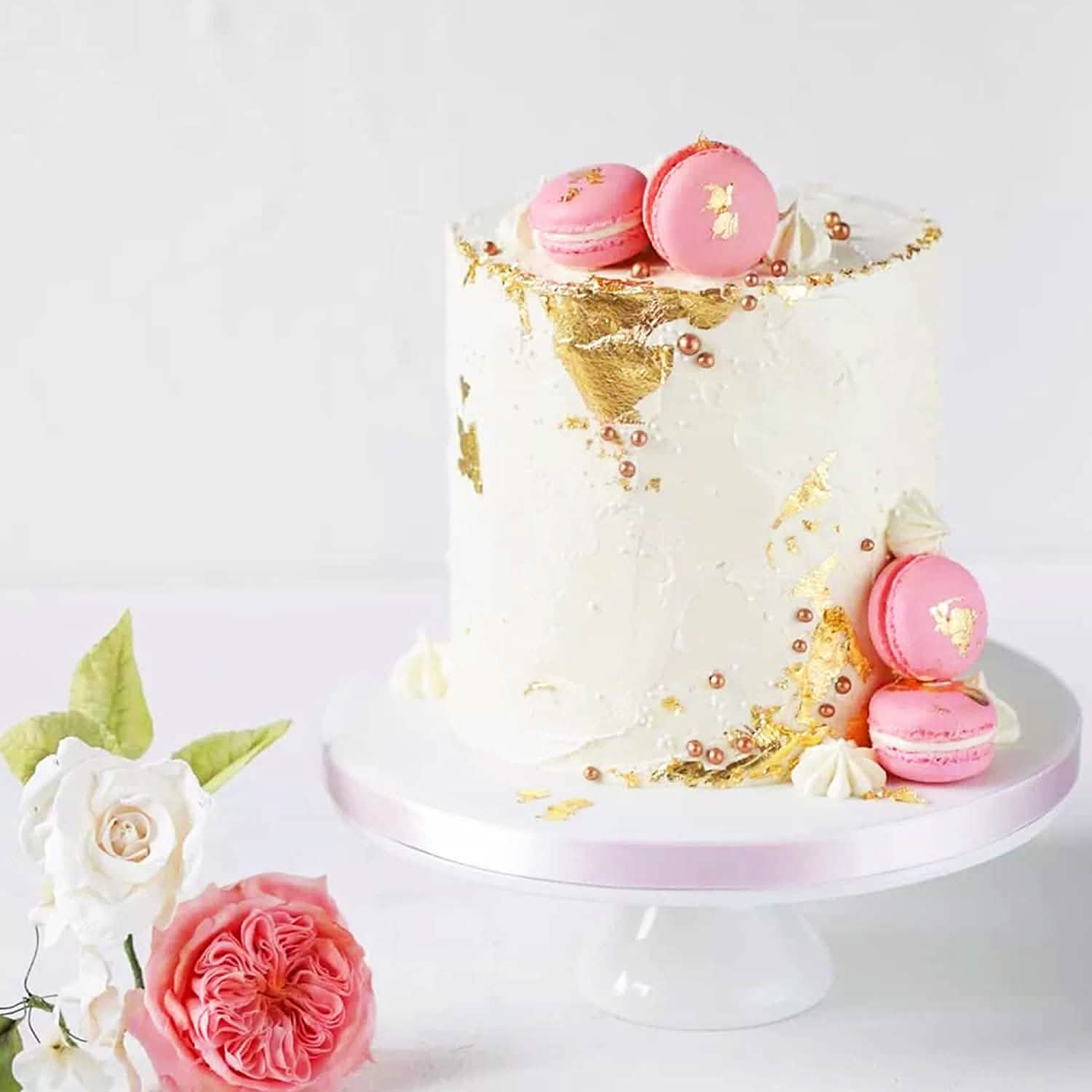 10-Piece: 4.33cm Edible Gold Leaf Sheets by DailySale