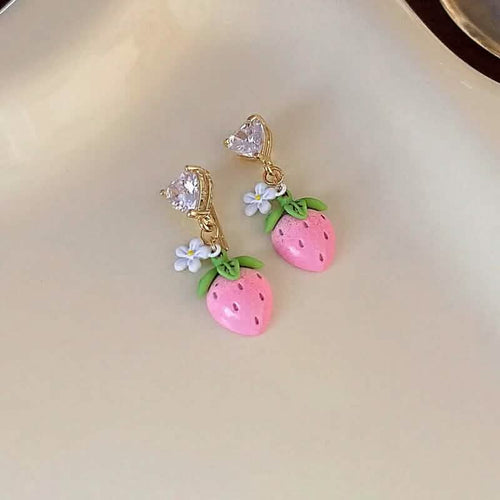 14K-Gold Cute Strawberry Hanging Earring by DailySale