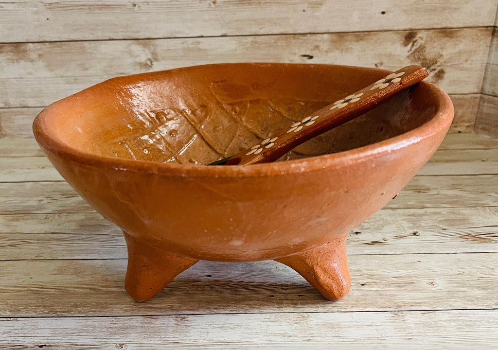 Authentic Mexican Molcajete with Spoon Molcajete Mexicano de Barro con Cuchara by Chica Mexico