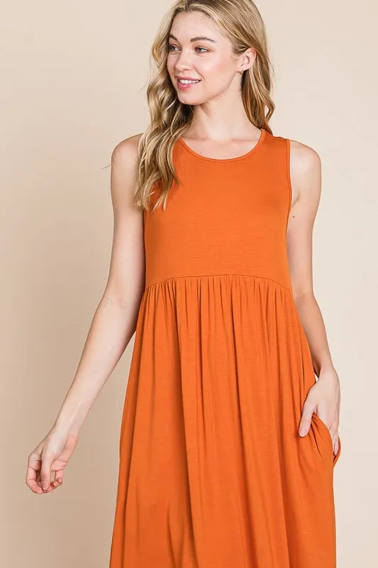 BOMBOM Sleeveless Maxi Dress with Pockets by Selvanelle