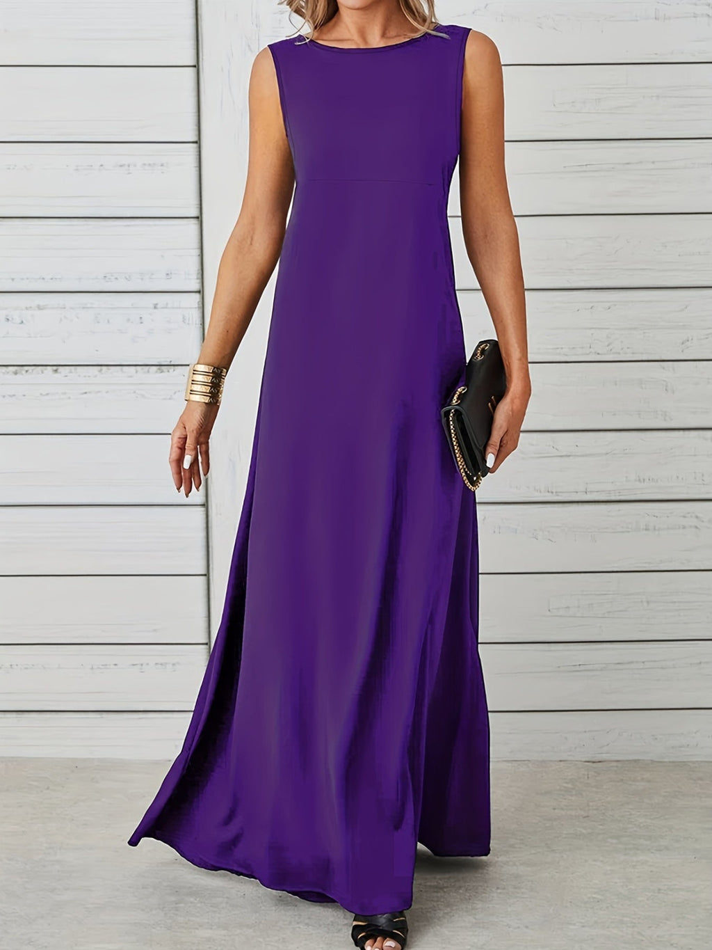Sleeveless Flowy Maxi Dress by Shopiebay