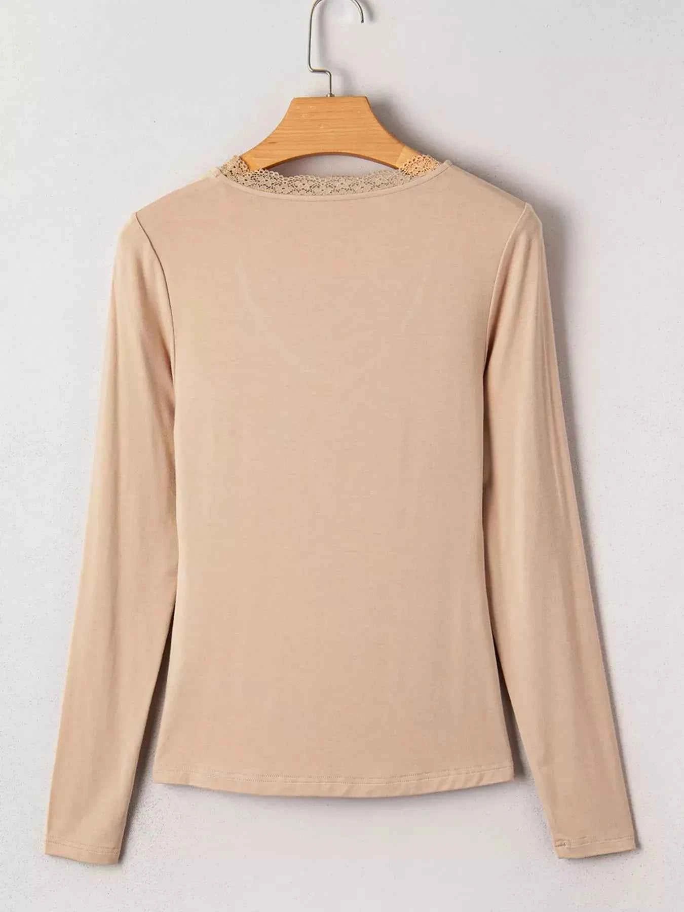 Lace-Trimmed Ruched Detail Long Sleeve T Shirt
