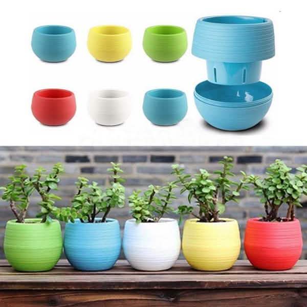 2-Pack: Plastic Plant Flower Pots by DailySale