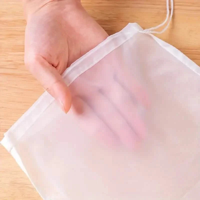 2-Pack: Ultra-Fine Mesh Strainer Spoon by DailySale