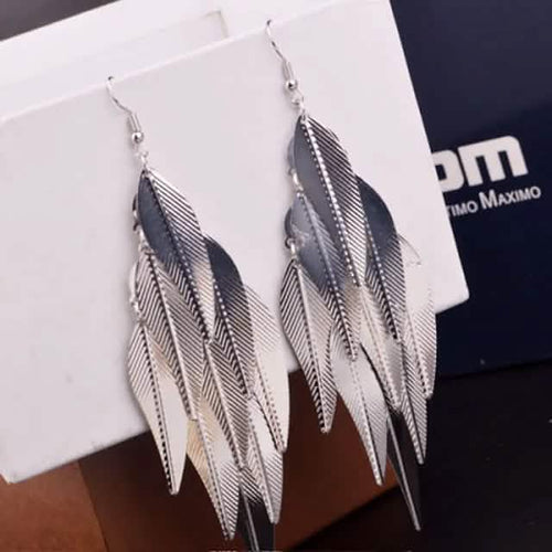 2-Pairs: Women's Alloy Leaf Drop Earrings by DailySale