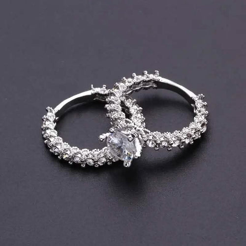 2-Piece Set: Fashionable Engagement Rings Adorned with Full Rhinestones by DailySale