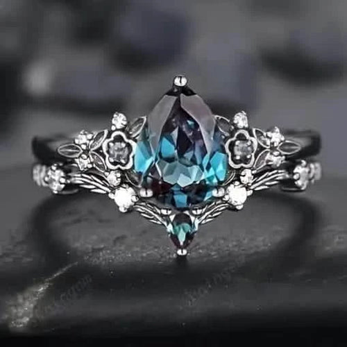 2-Piece Set: Gothic Black & Golden Engagement Ring Set with Pear-Shaped Cubic Zirconia by DailySale