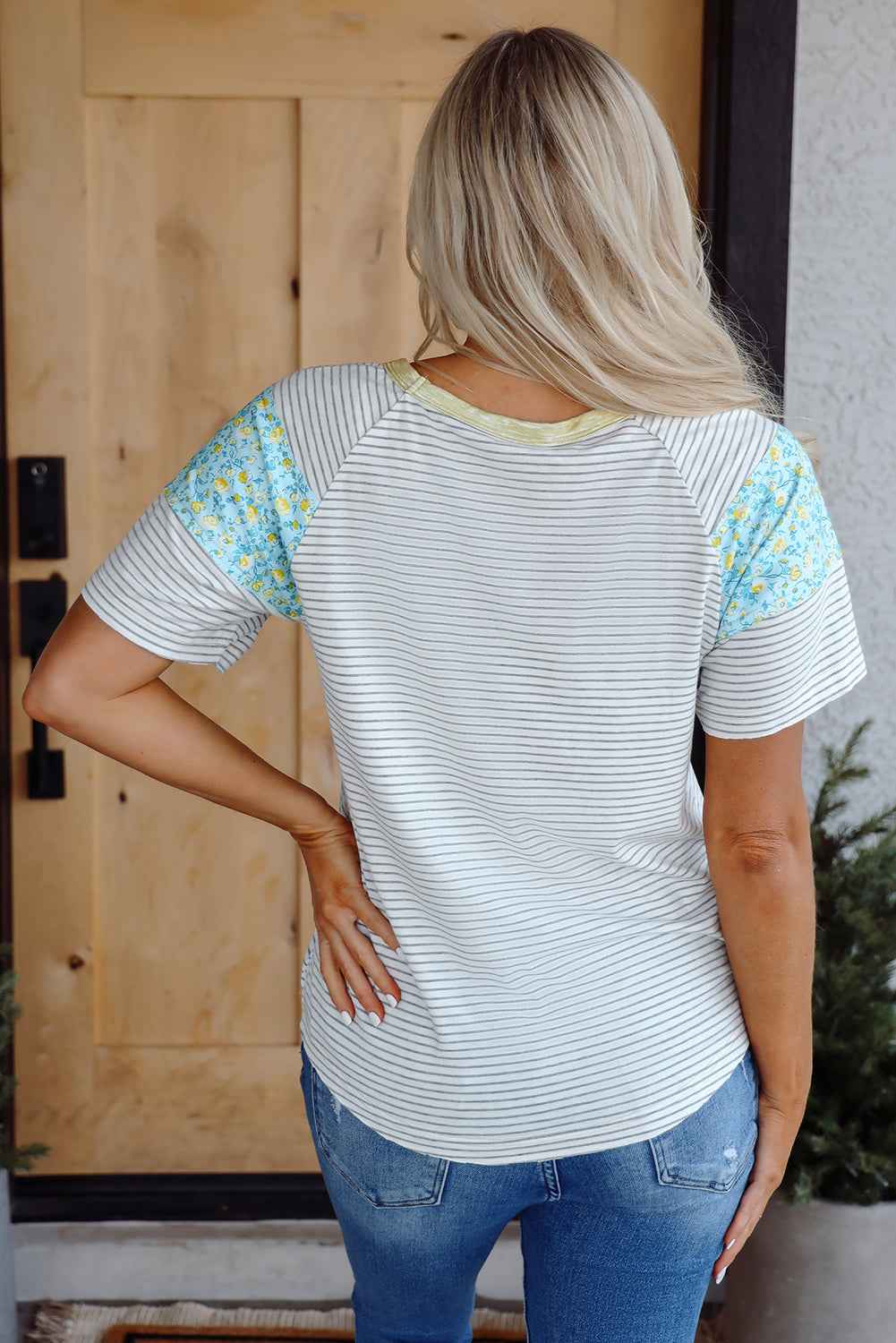White Stripe Floral Insert Sleeves Contrast Round Neck Tee
