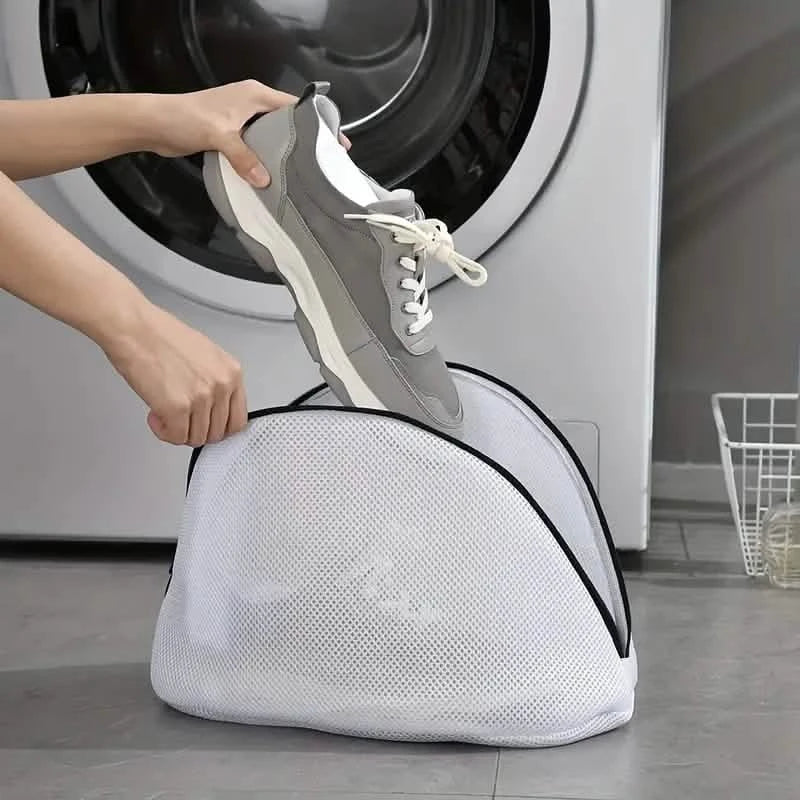 3-Piece Set: Mesh Shoe Laundry Bags with Zip Closure by DailySale