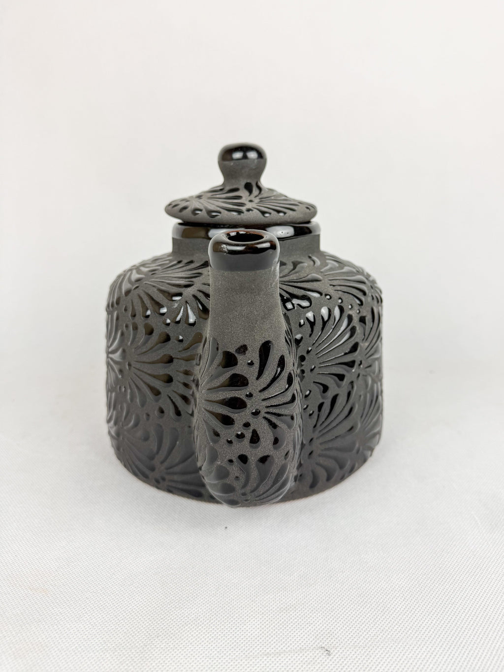 Mexican Talavera Style Tea Pot Coffee Pot Black- Tetera Barro Engobe by TheMexHub