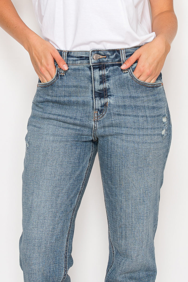 Mid Rise Modern Boyfriend Jeans