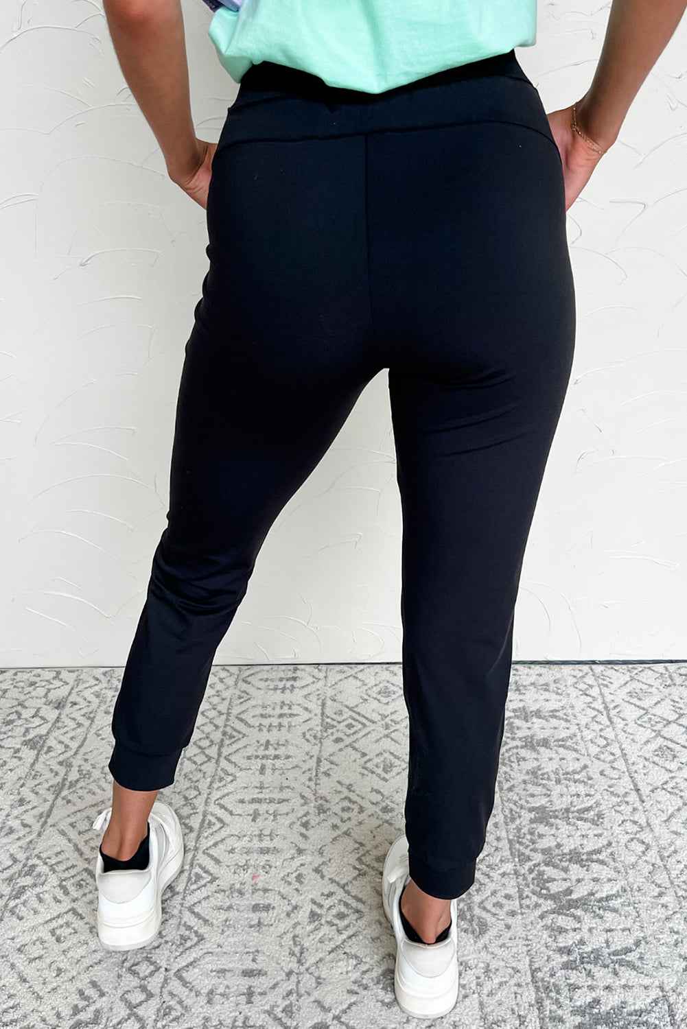 Black Exposed Seam Detail Skinny Drawstring Jogger Pants