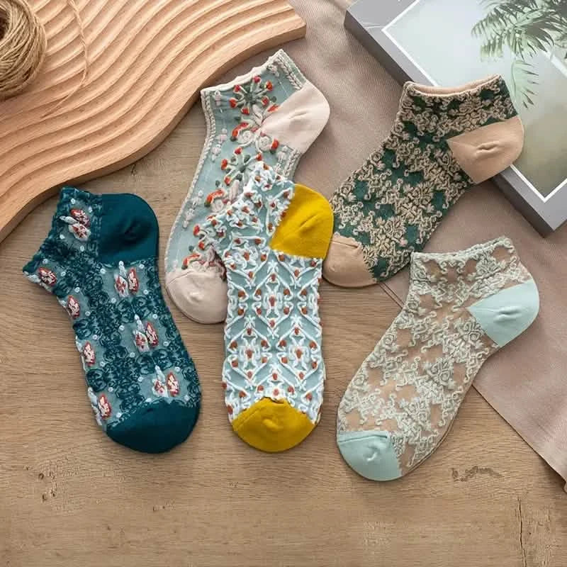5-Pairs: Vintage Court Style Short Socks by DailySale