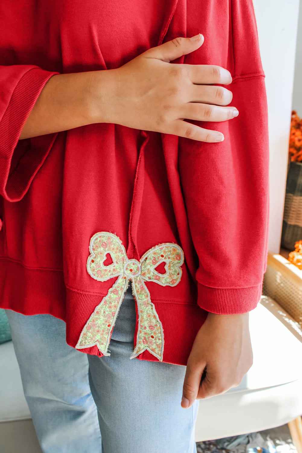 Fiery Red Floral Bow Patched Exposed Seam Patchwork Slit Baggy Sweatshirt
