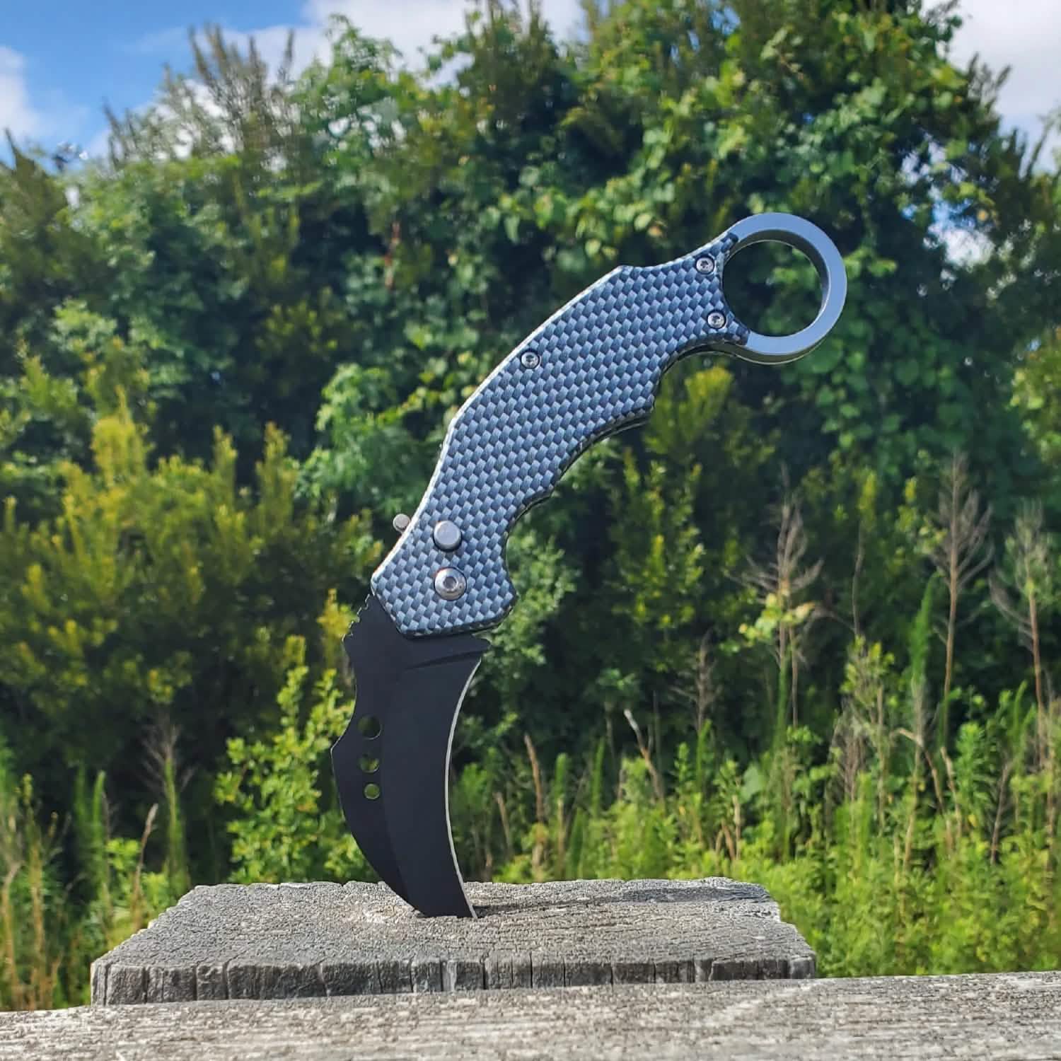 5.25" Karambit Automatic Knife by DailySale