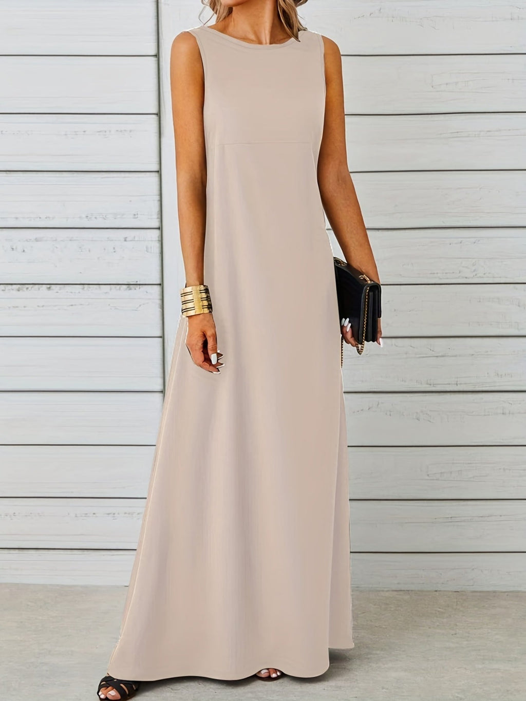 Sleeveless Flowy Maxi Dress by Shopiebay