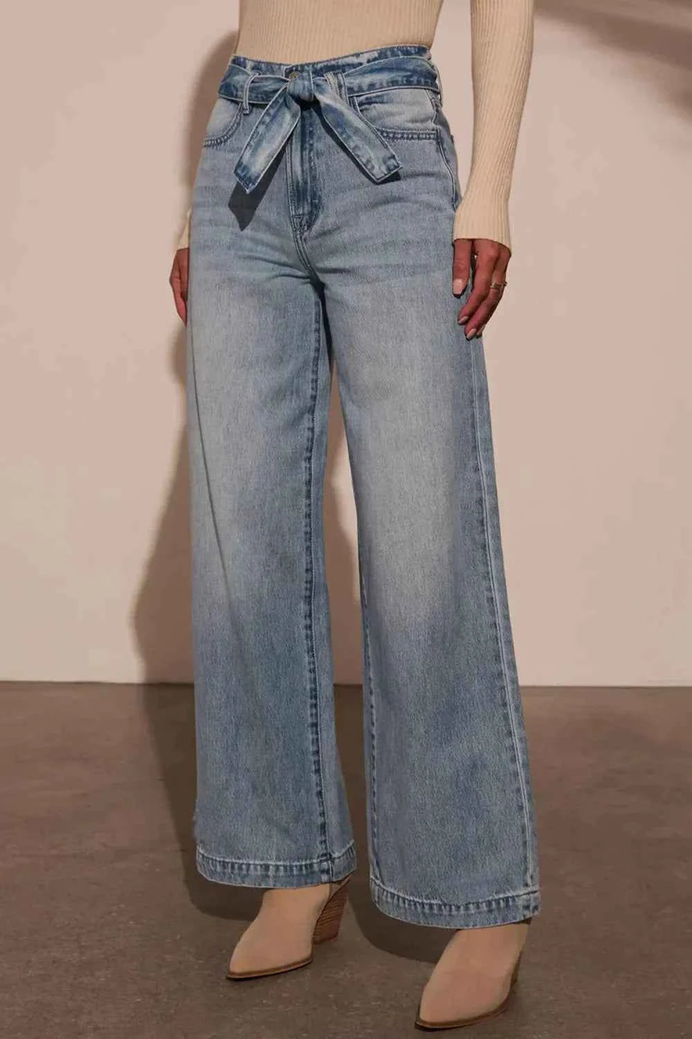 Tied Wide Leg Jeans with Pockets