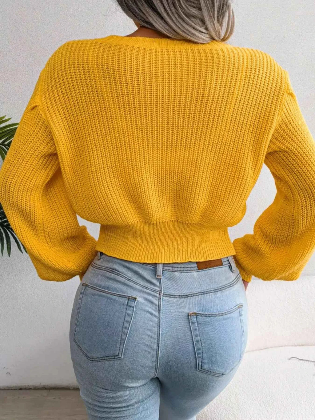 Cable Knit Crew Neck Cropped Sweater