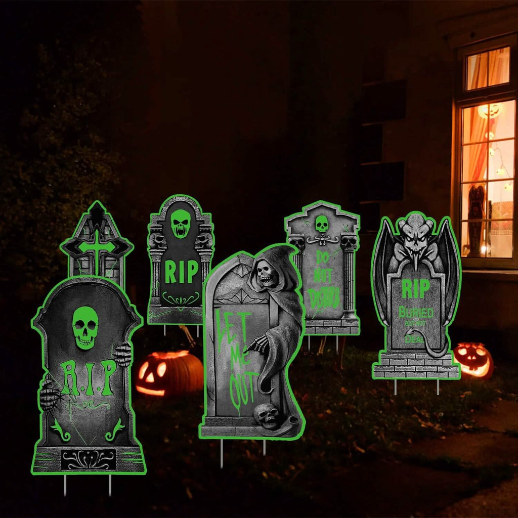 6-Pieces: Glow in the Dark Halloween Yard Sign Decorations with 12 Stakes by DailySale