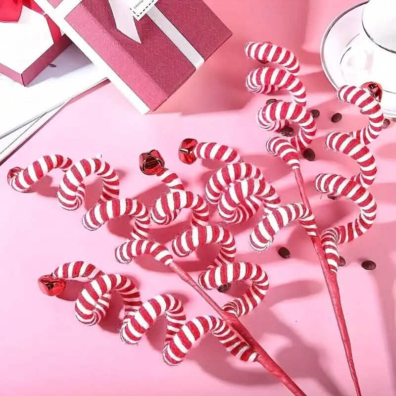 6-Pieces: Red White Candy Christmas Tree Decorations by DailySale