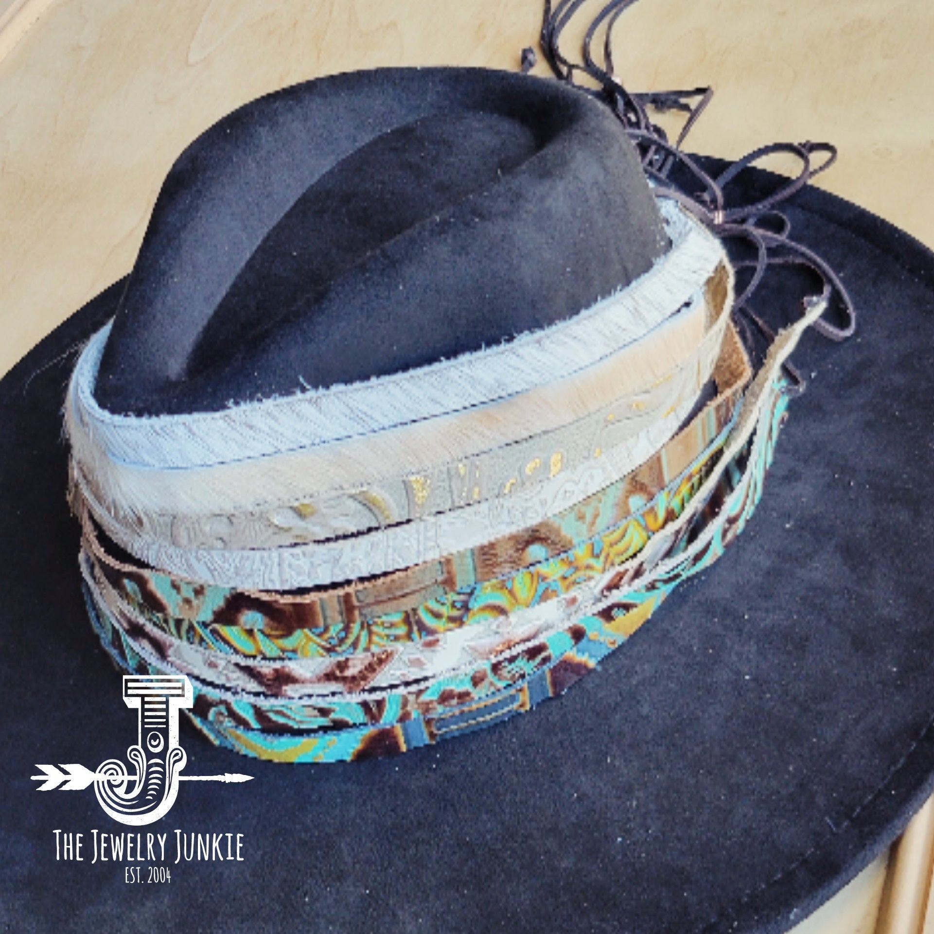 **Turquoise Chateau Embossed Leather Hat Band Only 950j