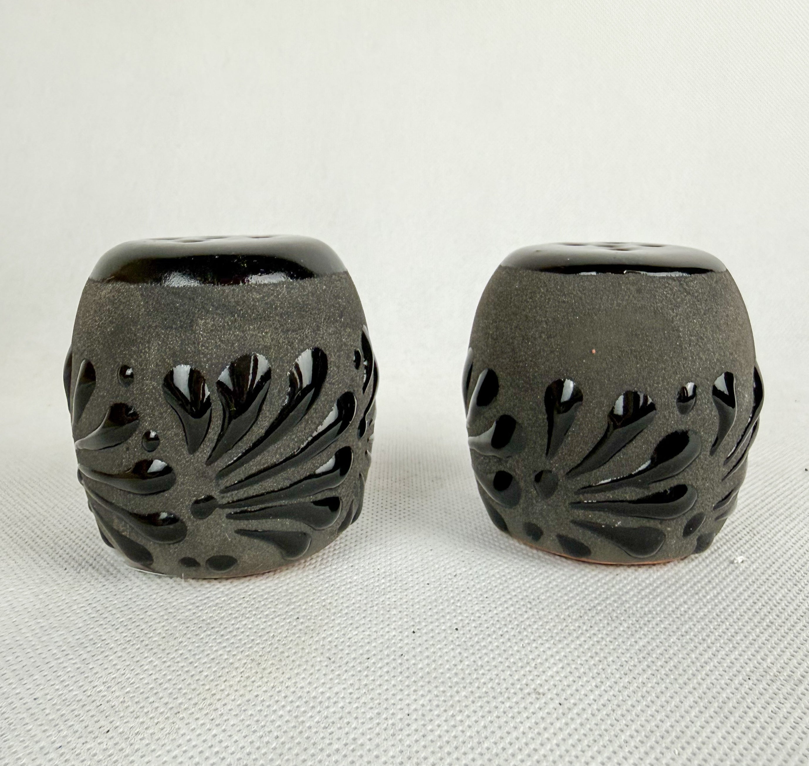 Talavera Style Black Salt Pepper Shaker- Salero Engobe Negro by TheMexHub