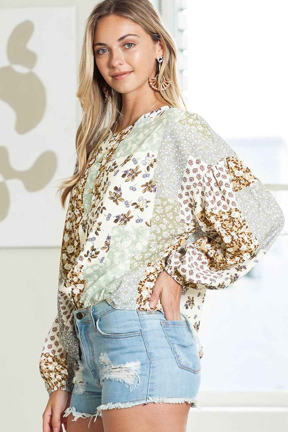 Multicolor Floral Patchwork Lantern Sleeve Cropped Shirt