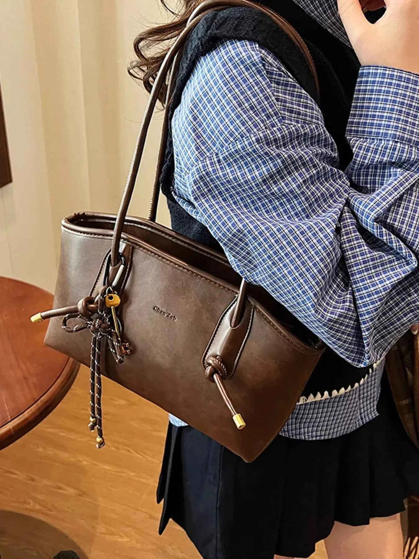 Vintage Style Leather Shoulder Bag
