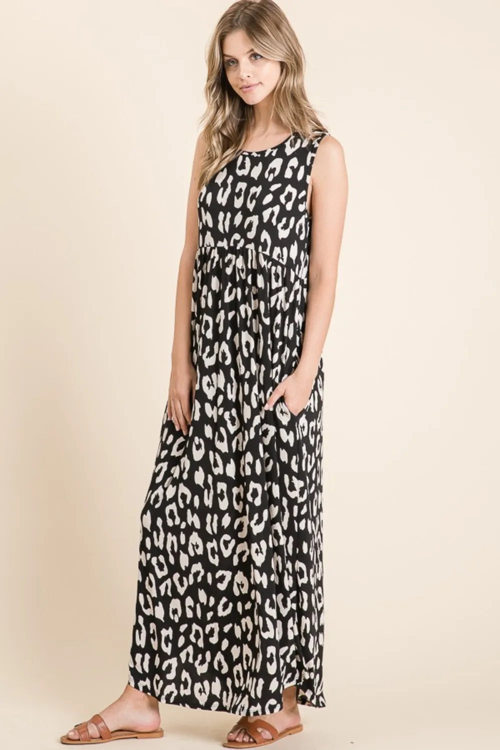 BOMBOM Leopard Maxi Dress with Pockets by Selvanelle