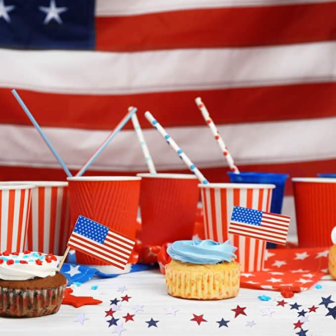 8 Strands Patriotic Star Streamers Banner Garland by DailySale