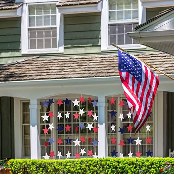 8 Strands Patriotic Star Streamers Banner Garland by DailySale
