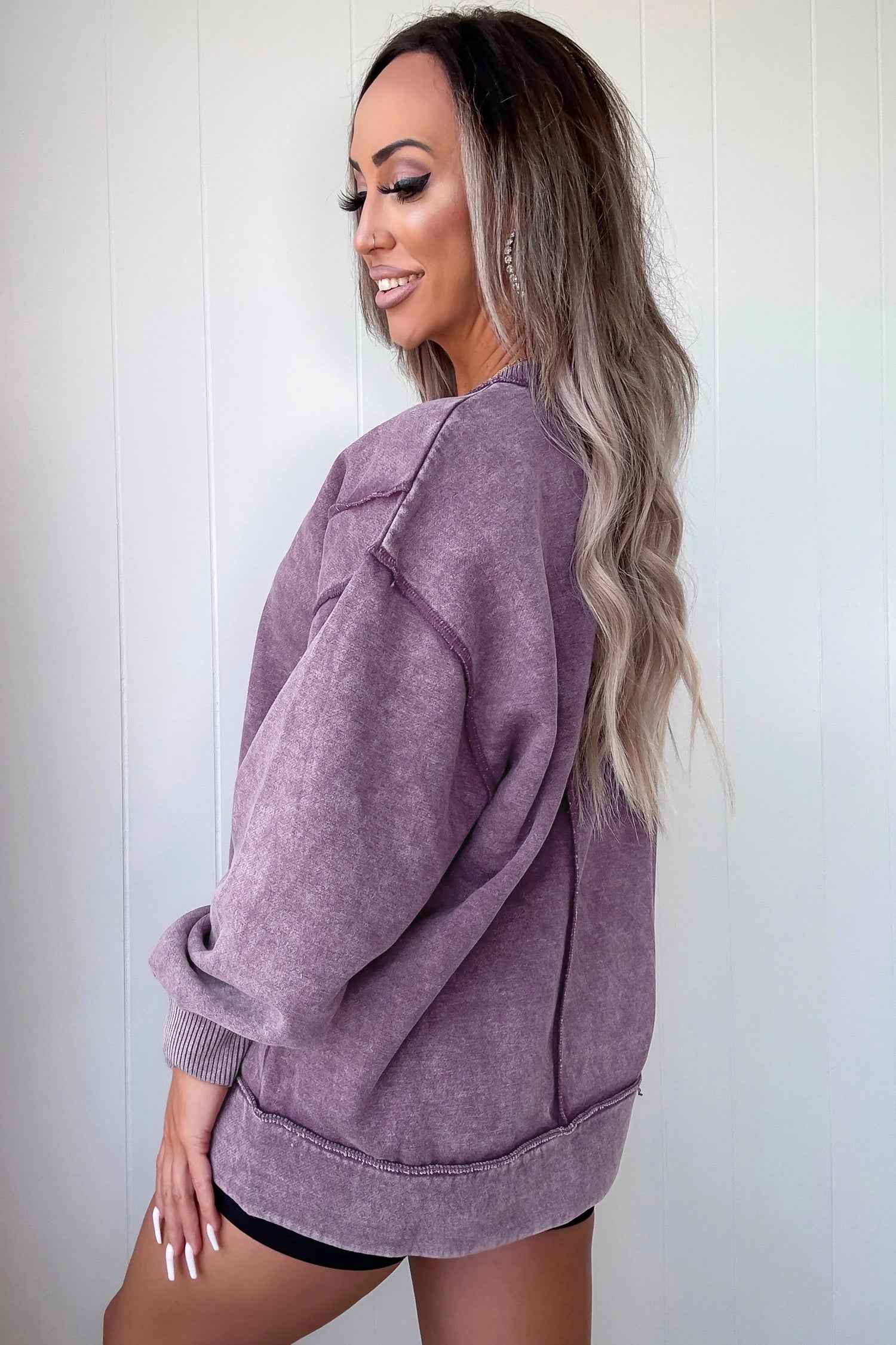 Valerian Mineral Wash Exposed Seam Side Slit Sweatshirt
