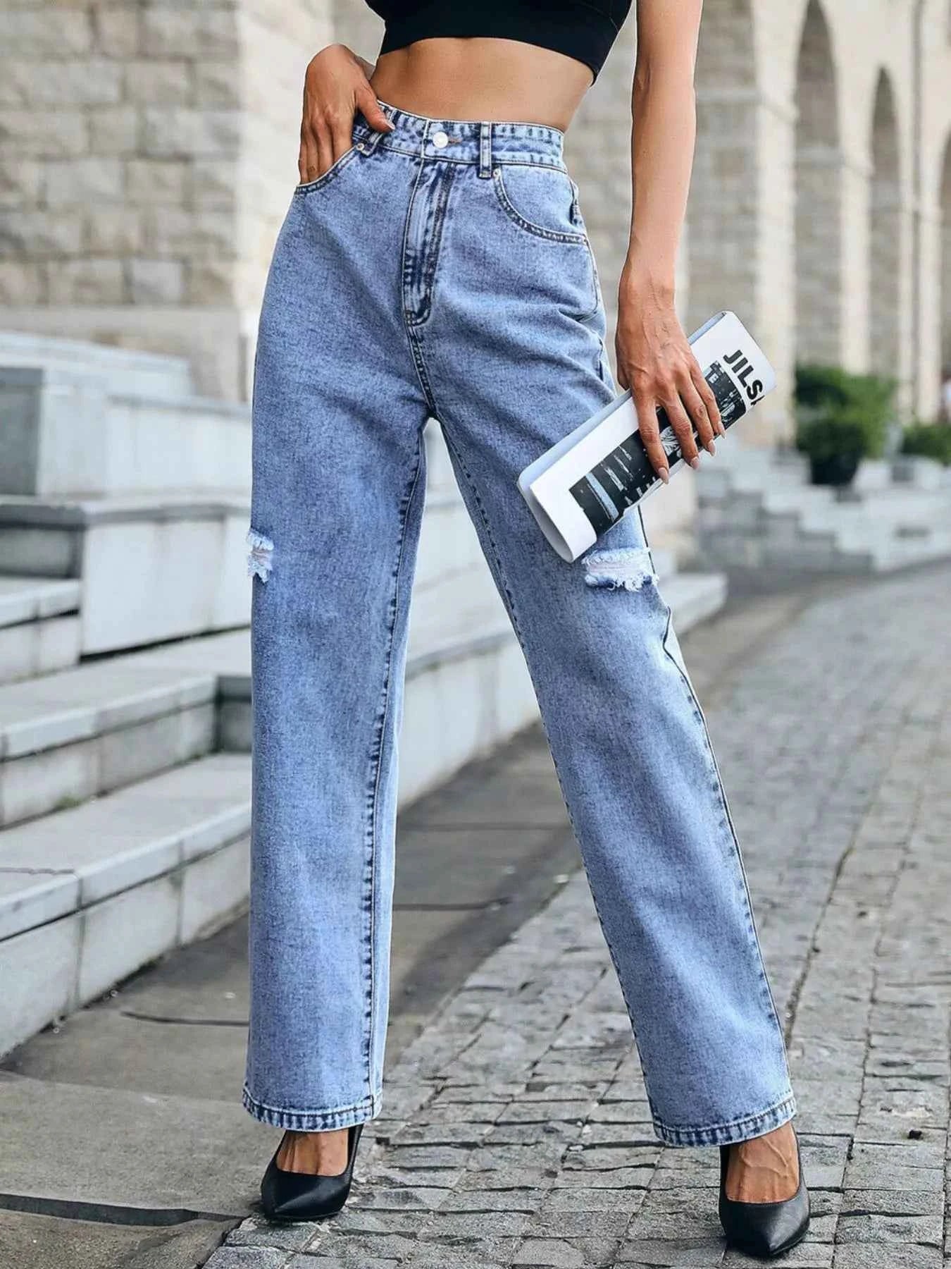 Distressed High Waist Jeans