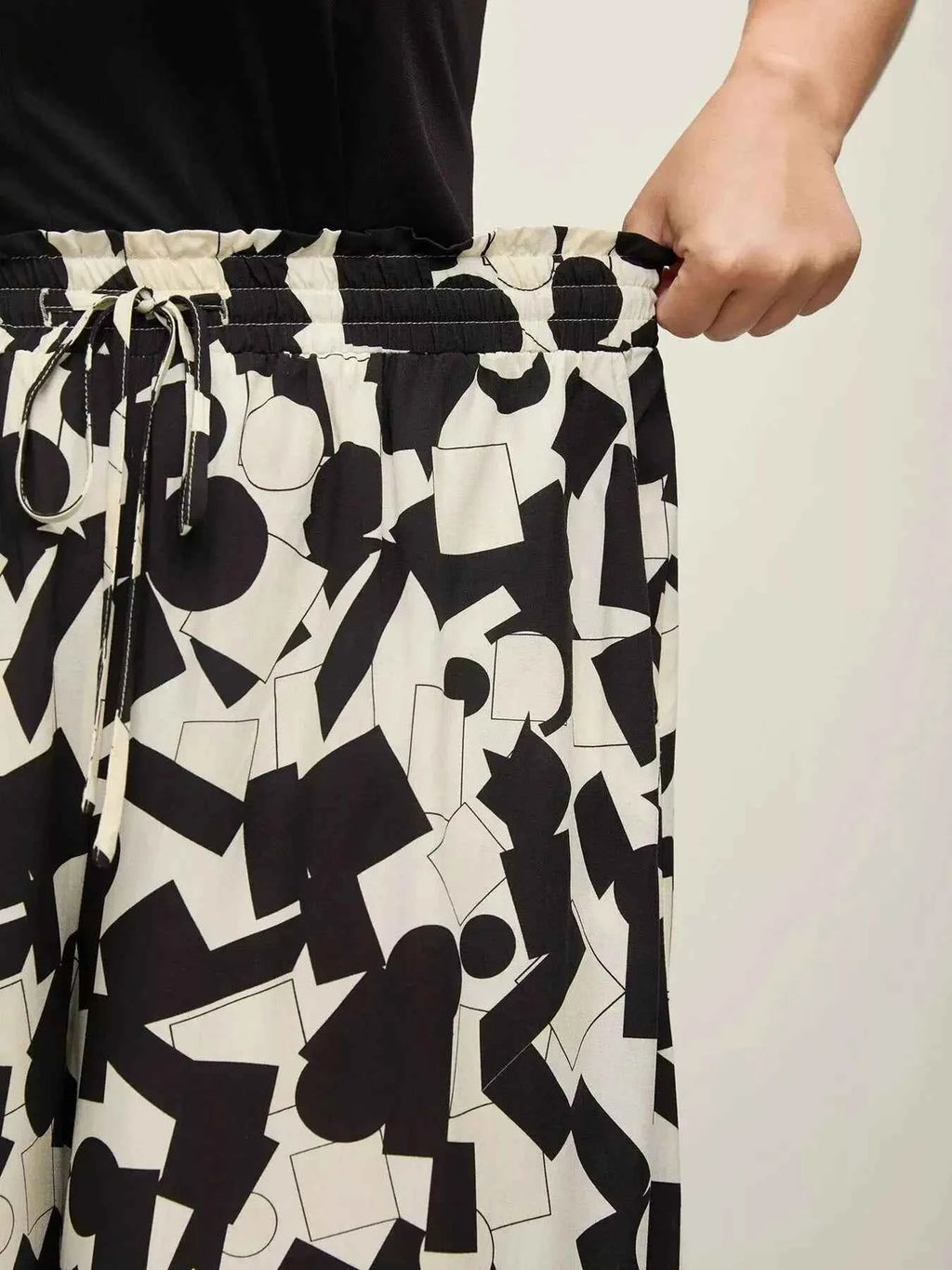Plus Size Abstract Wide Leg Pants
