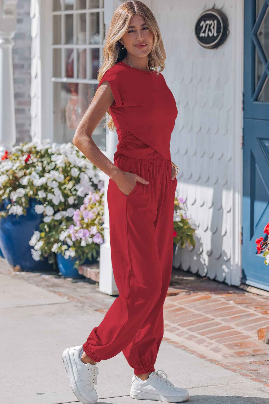 Racing Red Solid Color Cropped Tank Top and Jogger Pants Set