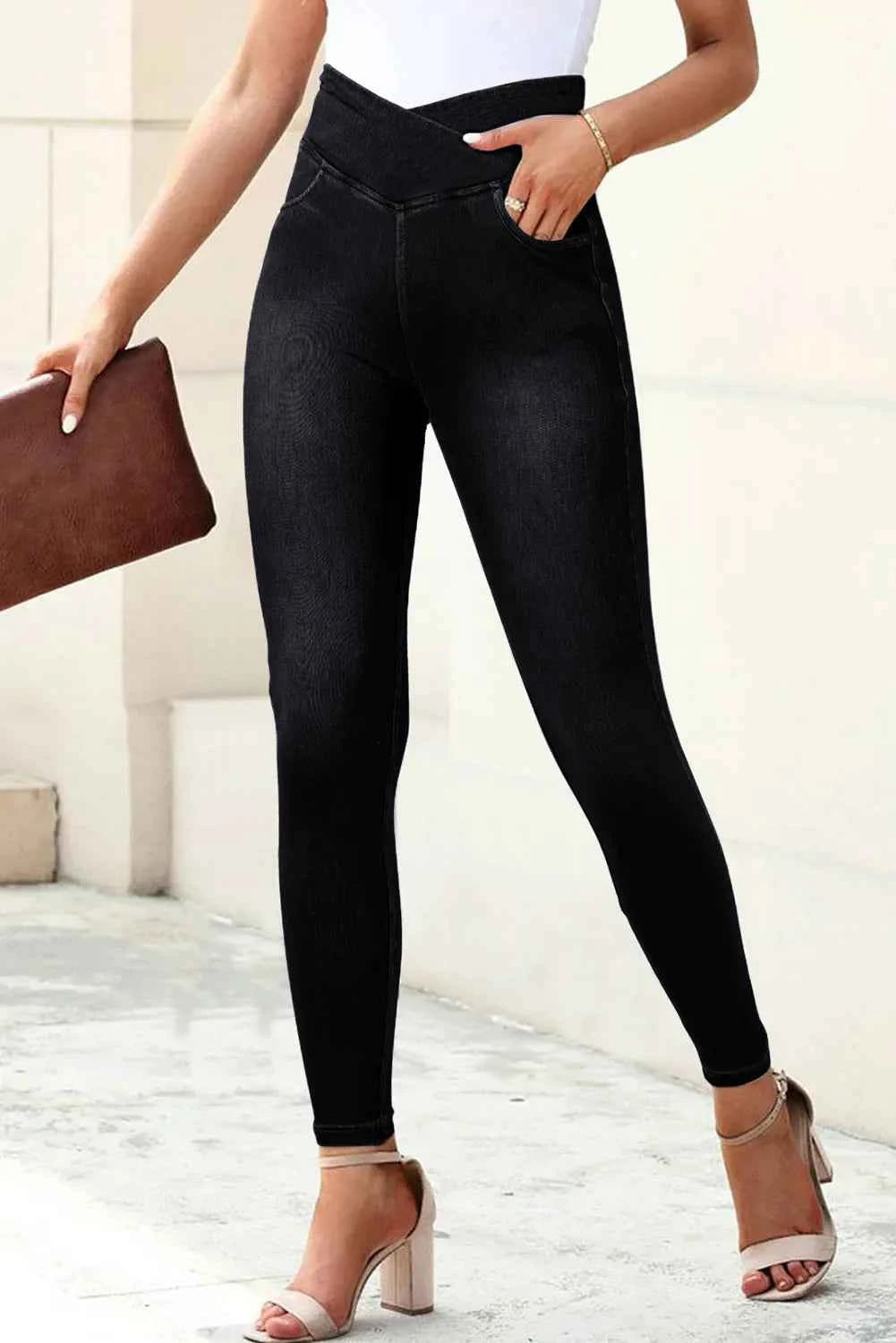 High Waist Jeans with Pockets