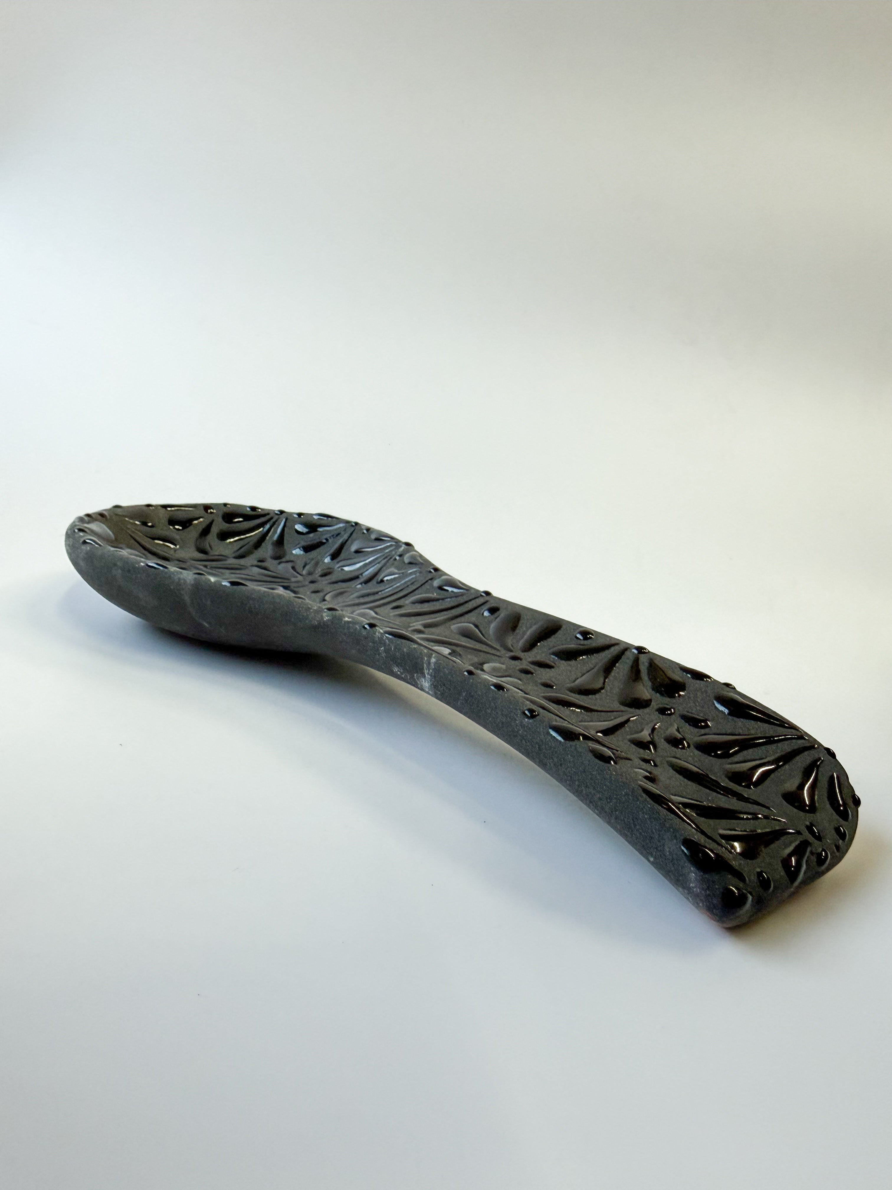 Mexican Black Talavera Style Spoon Rest Engobe - Porta Cuchara Engobe by TheMexHub
