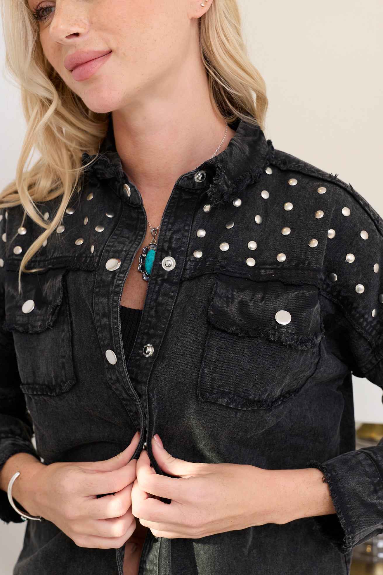 Pearl Dust Jacket in black Washed