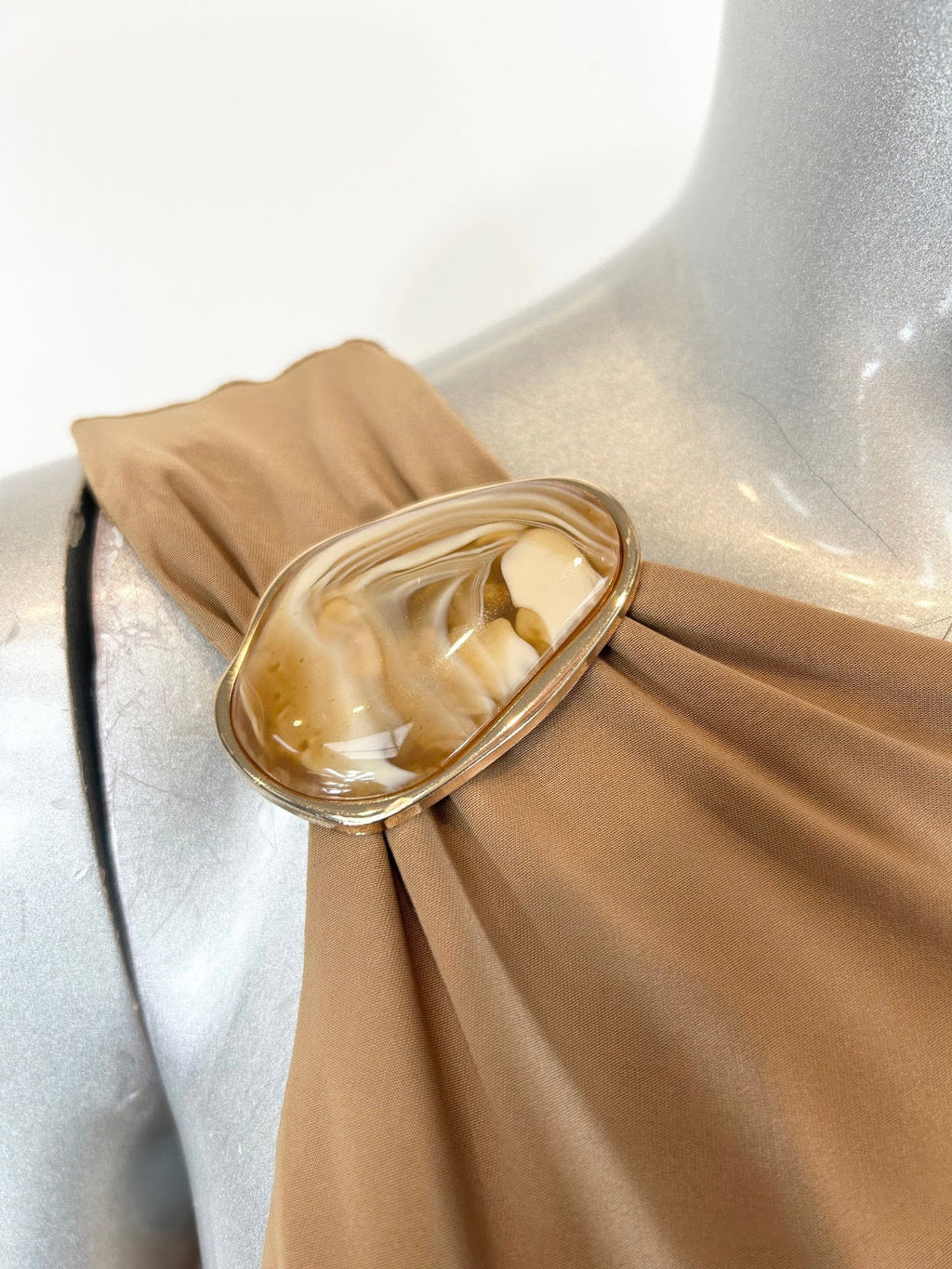 The Right Shoulder Is Gathered Mini Dress by Selvanelle