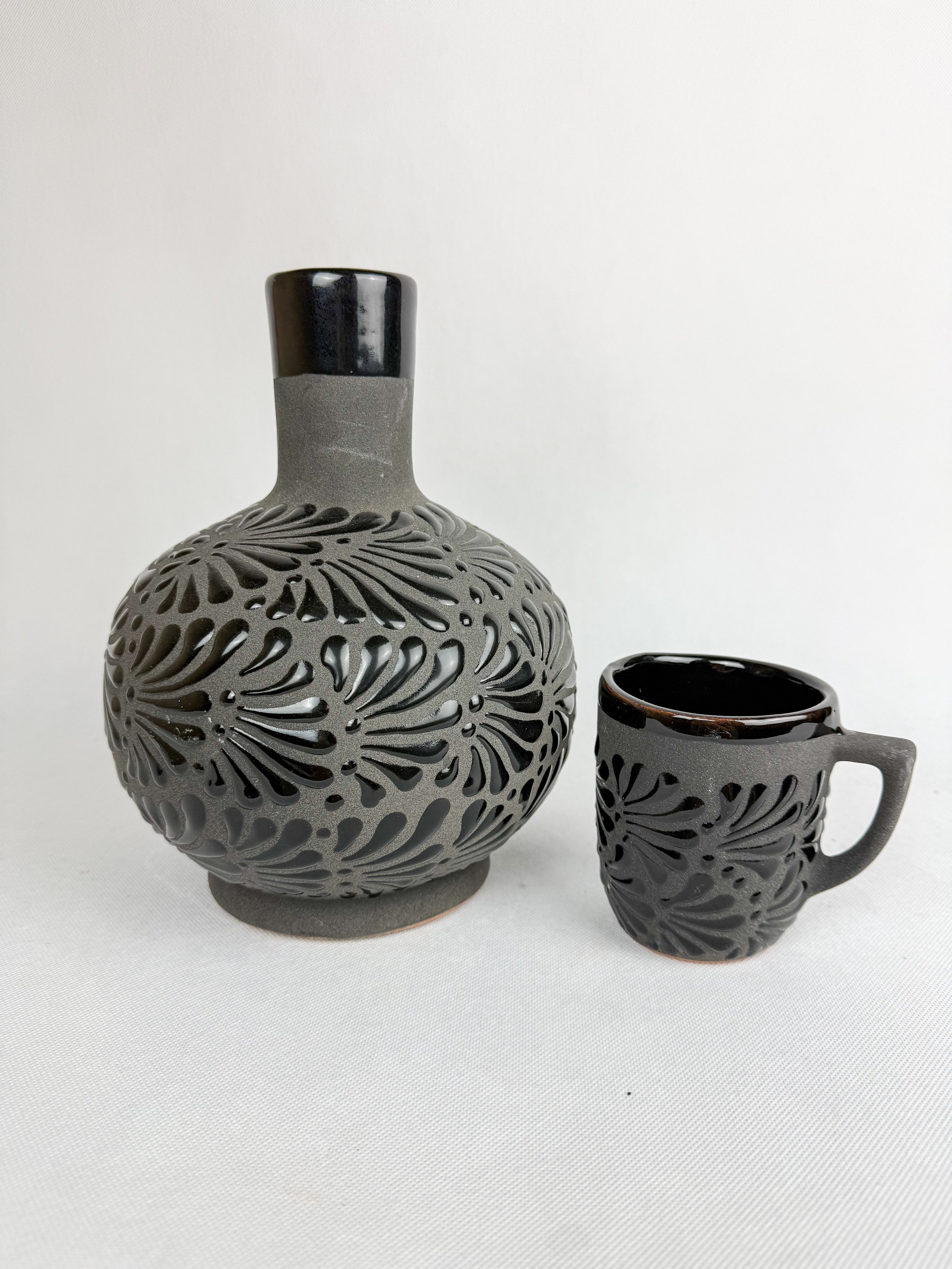 Mexican Black Talavera Style Water Bottle - Botellon Engobe Negro by TheMexHub