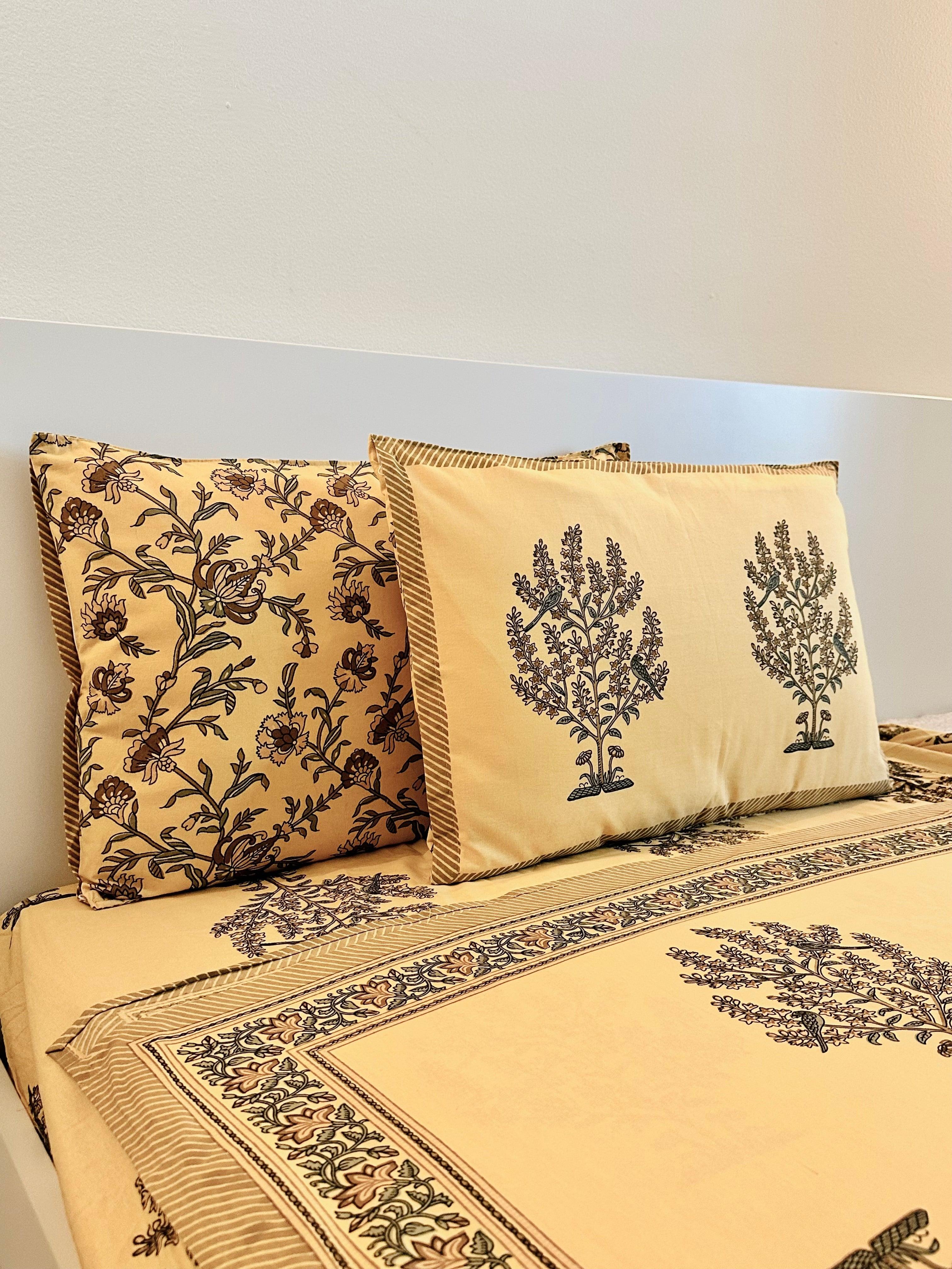 The Parrot Perch Sheet Set