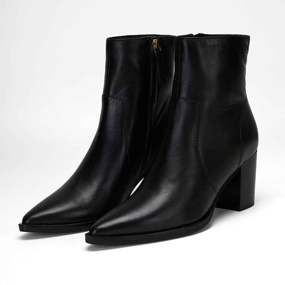 Loyal West POINTED LEATHER BOOTIES