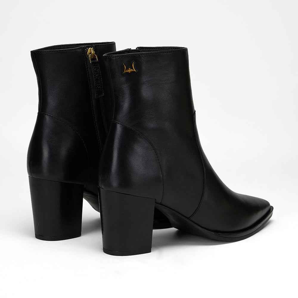 Loyal West POINTED LEATHER BOOTIES