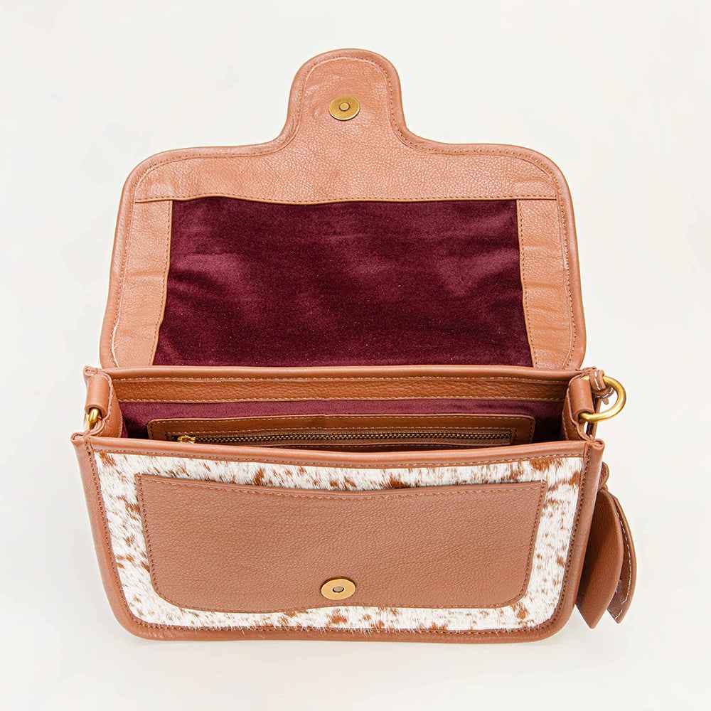Loyal West Shell Medium Purse
