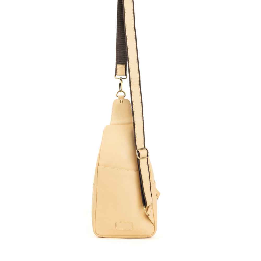 Glorietta Sling Bag In Light Camel