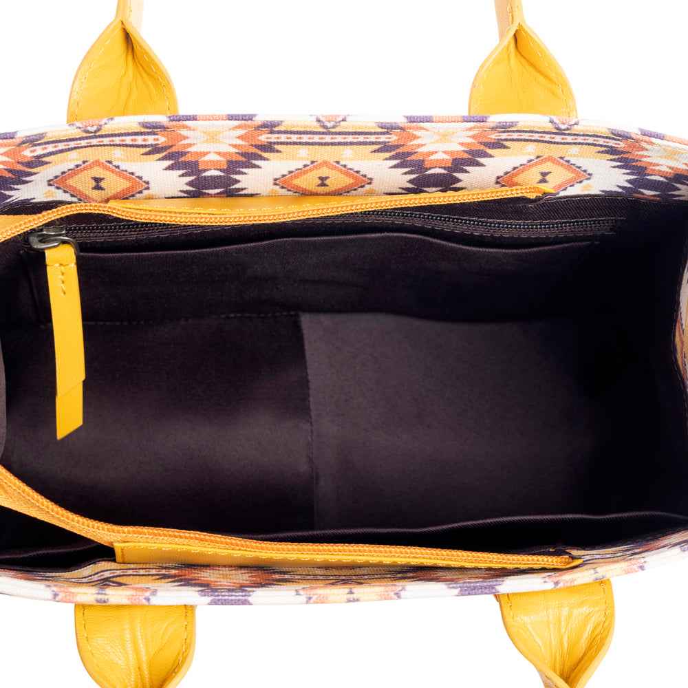 Mynora Springs Small & Crossbody Bag
